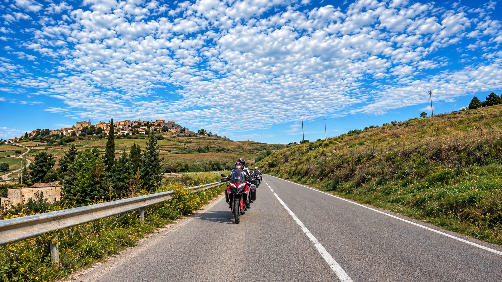 Cover: Motoexplora: Viaggi in Moto al sole di Sicilia