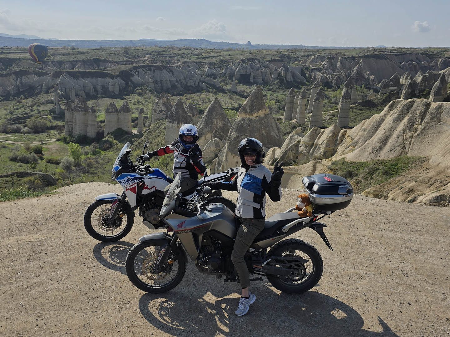 A balloon flight through enchanted valleys
